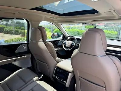 صورة 9 لـ 2023 Lincoln AVIATOR