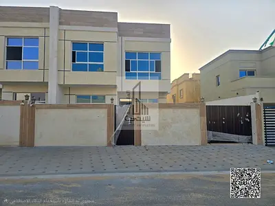 Modern villa with 4 bedrooms, freehold