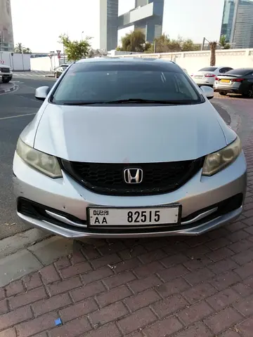Honda Civic 1.8 i-VTEC 2013 GCC Specs - Well Maintained