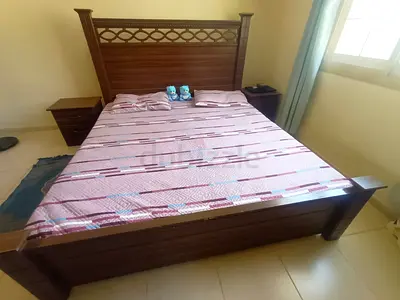 bedroom set for urgent sale