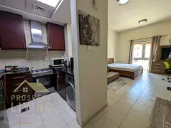 12 cheques | Close to Metro/Bus | Cozy and Neat Studio | Fully Furnished | Vacant