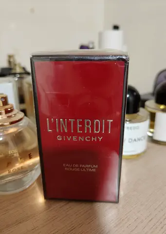 Givenchy Linterdit Rouge ultime perfume