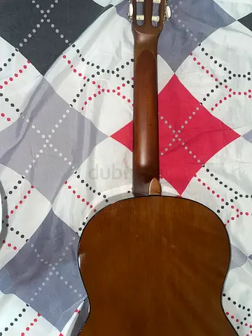 Yamaha CM40 classical guitar for sale