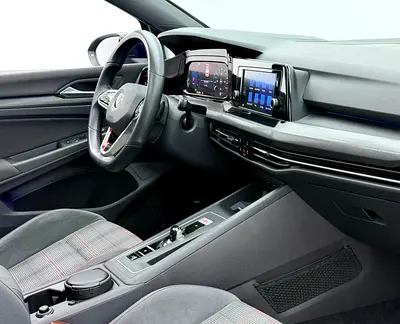 2022 Volkswagen GOLF GTI — миниатюра 7