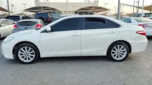 2017 Toyota CAMRY 照片 3
