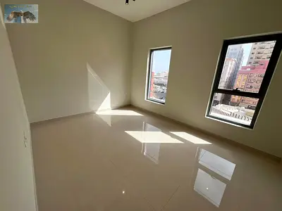 Brand-new 3BR apartment, 1 month free, free parking, 3 bathrooms, super deluxe finishes.