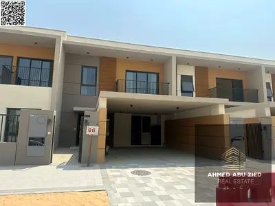 فيلا للإيجار في زاهية عجمان تضم 4 غرف نوم رئيسية وحديقة خاصة