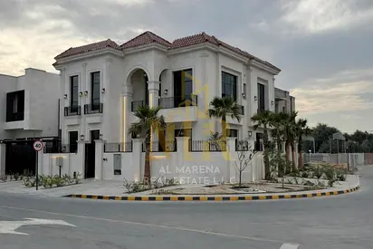 بسعر شامل الرسوم تملك فيلا الأحلام و استثمر بأسلوب راقي في فيلا فاخرة في قلب الياسمين