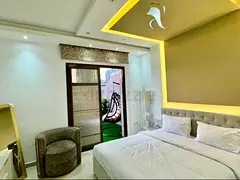 Cozy Room with Balcony  1 Free Parking - Female Only