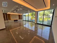 Freehold ownership including water, electricity, and air conditioning – Prime location – Negotia