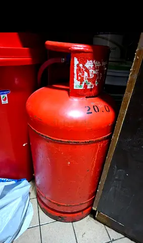 Full cylinder gas