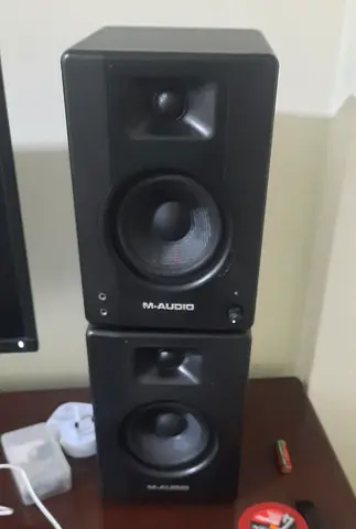 M audio-4.5 studio speaker