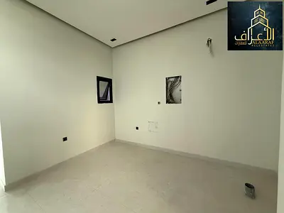 تملك تاون هاوس بعجمان/الزاهية مع الماء والكهرباء والمكييفات.