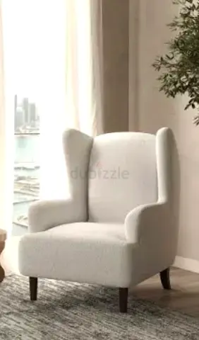 2 white leather chair