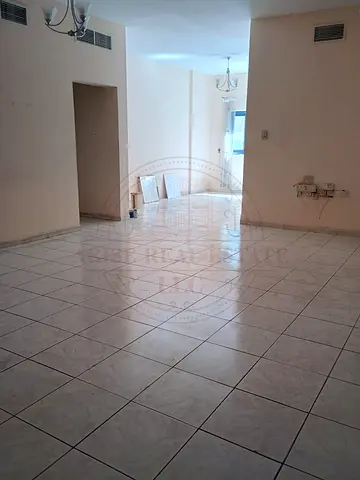 🏡 Spacious 3bhk Apartment for Rent | Central AC | 2 Balcony | AED 50K Discover comfortable and affordable living in this spacious apartment Qsimia