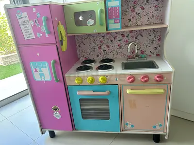 Play kitchen
