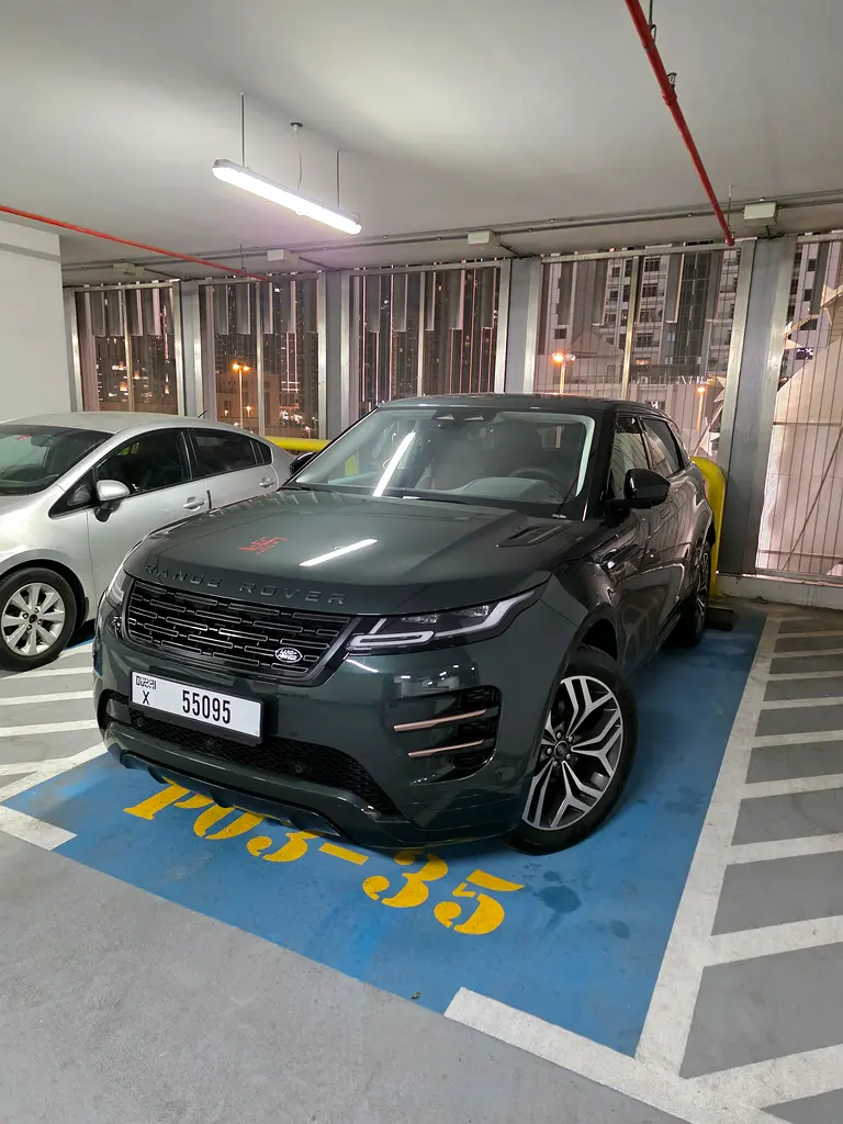 Land Rover Range Rover Evoque 2026 — photo 1 of 3