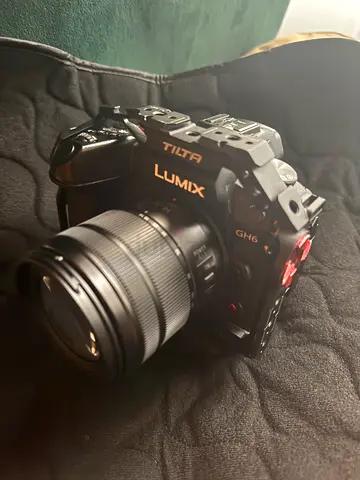 Gh6 Panasonic Lumix Mirrorless Camera with Lens (Good Condition)