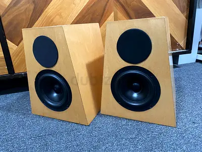 Wave touch audio bookshelf speaker