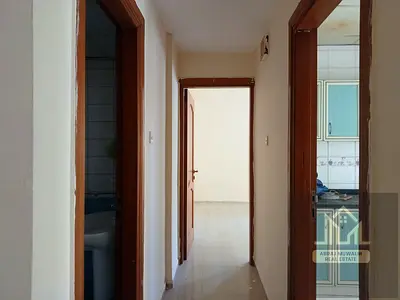 CENTRAL AC 1BHK+2 WASHROOM CLOSE KITCHEN WITH BALCONY