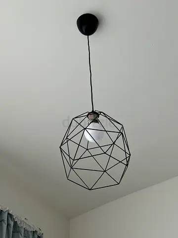 Light fixture