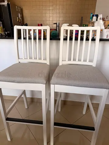 Set of 2 White Wooden Bar Stools with Grey Cushioned Seats
