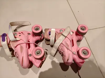 Adjustable Pink Kids Quad Roller Skates, Size Adjustable