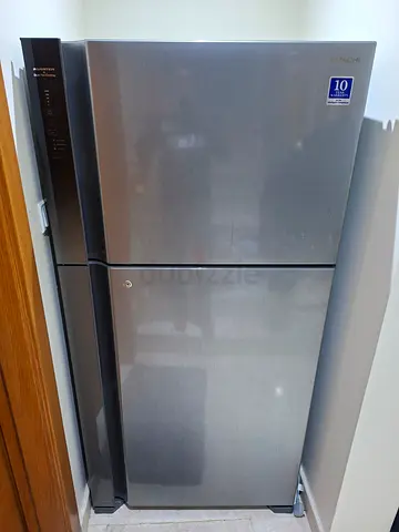 Hitachi Refrigerator like new condition with double cooling fan