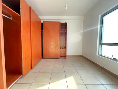 2 bhk Ac free Exit to Dubai