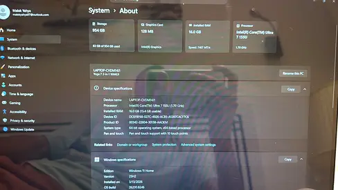 Used Lenovo yoga 7 2in1 Powered by the Core Ultra 7  and 16GB
RAM,  1TB SSD