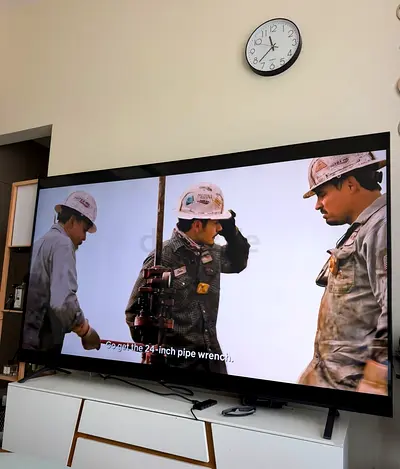 LG UHD UR80 86 inch 4K Smart TV  with box