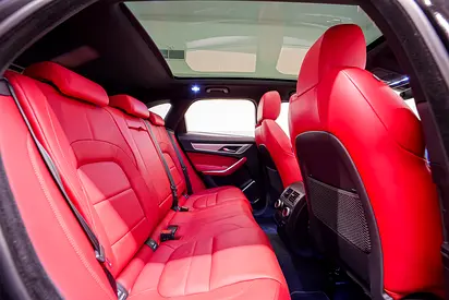 صورة مصغرة 19 لـ 2021 Jaguar F-PACE