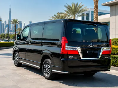 2026 Toyota GRANVIA — фото 9