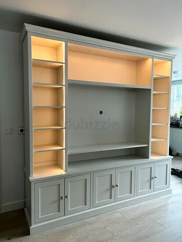 Large Built-In Entertainment Unit with Shelves and Cabinet Storage