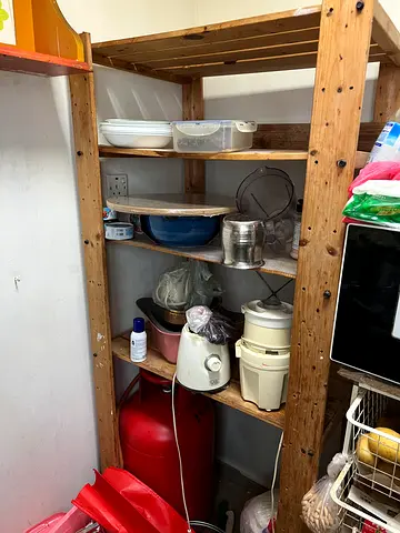 Shelf