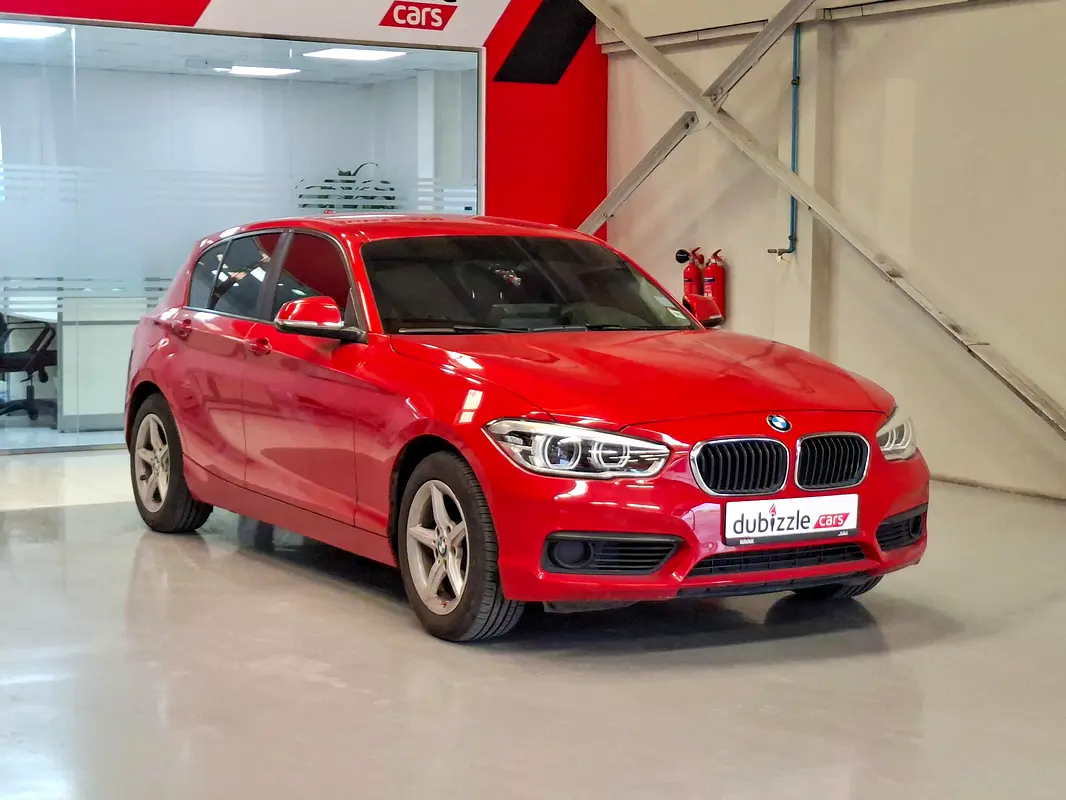 BMW 1-Series 2019 — photo 1 of 15