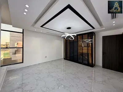 تملك فيلا بعجمان / الحليو٥  غرف ماستر مع مسبح.