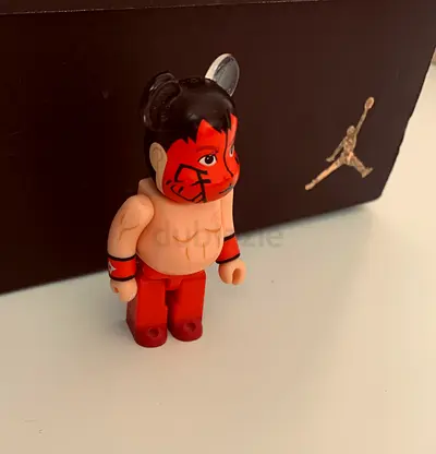 Collectible Bearbrick-style Luchador Figure (Red Mask, 1pc)