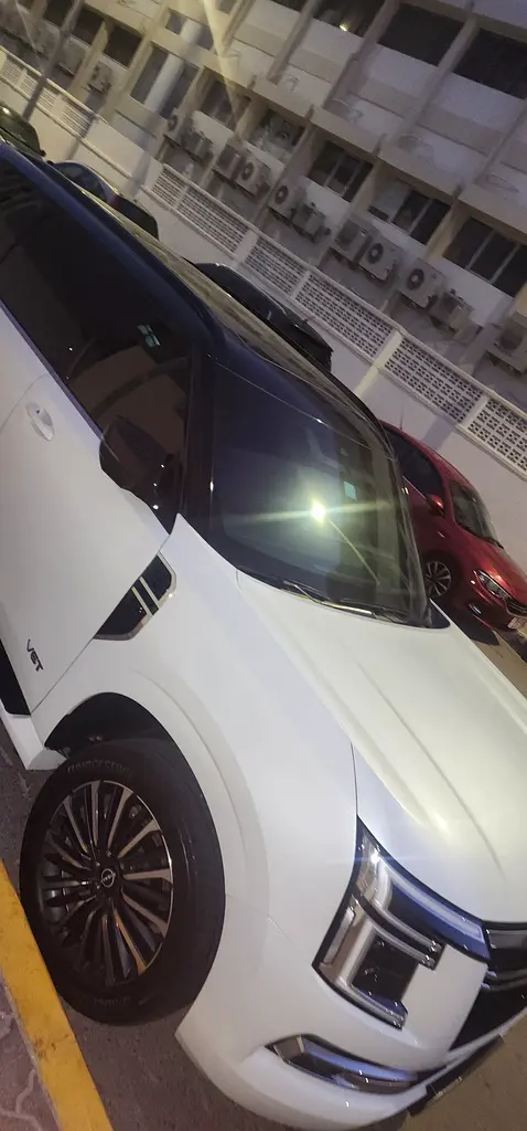 Nissan Patrol 2025 — photo 1 of 5