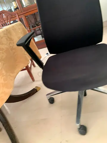 BLACK SWIVEL OFFICE chair with casters - comfortable work seat