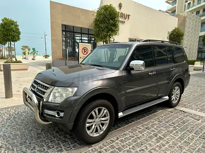 2015 Mitsubishi Pajero GLS Top | 3.8L V6 | GCC | Excellent Condition