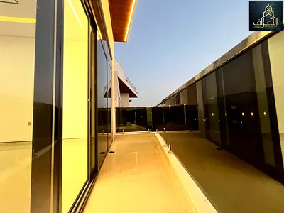 تملك فيلا بعجمان تصميم مودرن شامل الرسوم.