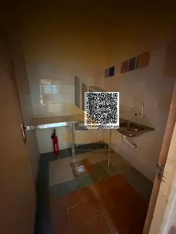 🏢✨ للبيع/فرصة استثمارية – مبنى غرف في عجمان الصناعية 2 ✨🏢