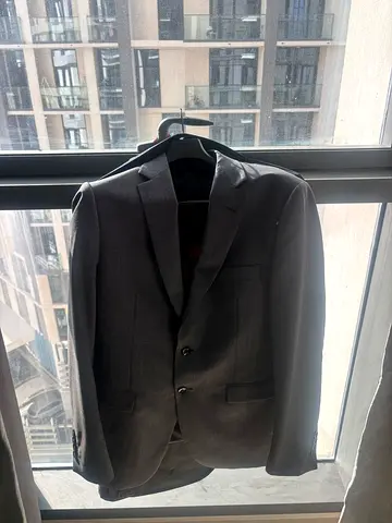 Men’s suit