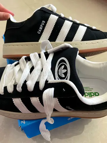 Adidas black campus’s reps, size 42