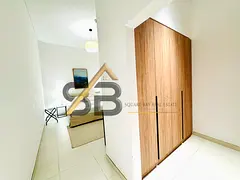 Luxury Fully furnished 1 Bedroom Apartment with Maids Building Have All Facilities