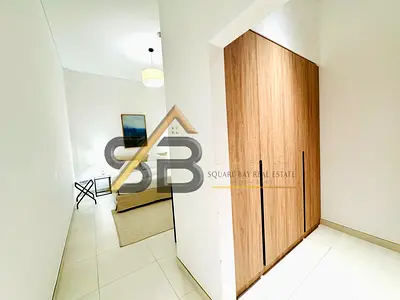 Luxury Fully furnished 1 Bedroom Apartment with Maids Building Have All Facilities