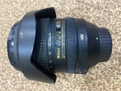 Nikon AF-S 24-120mm f/4G ED VR Lens - Good Condition