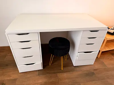 Vanity table for sale