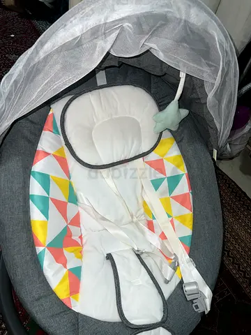 Babyhug Electronic Rocker with 5-Point Harness, Remote  Mosquito Net (Grey)